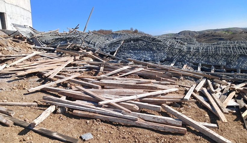 İnşaat çöktü: 2’si ağır 6 yaralı