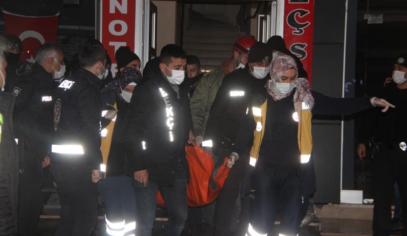 İnşaat firmasında bıçaklı ve silahlı kavga: 5 yaralı