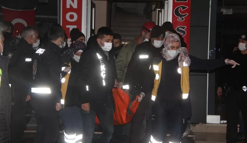 İnşaat firmasında bıçaklı ve silahlı kavga: 5 yaralı