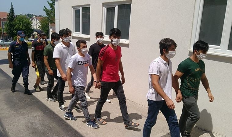 İnşaatlarda kaçak çalıştırılan 21 Afgan işçi yakalandı