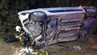 İşçi servisi ile otomobil çarpıştı: 14 yaralı