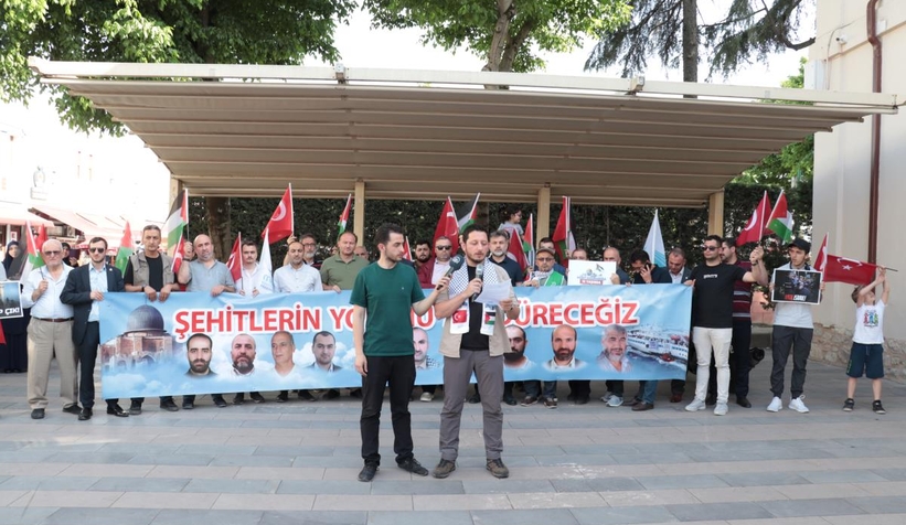İsrail'in Mavi Marmara gemisine saldırısı protesto edildi