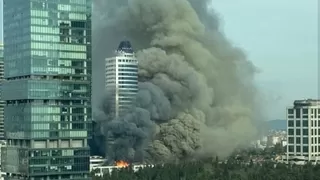 İstanbul'da AVM'de büyük yangın