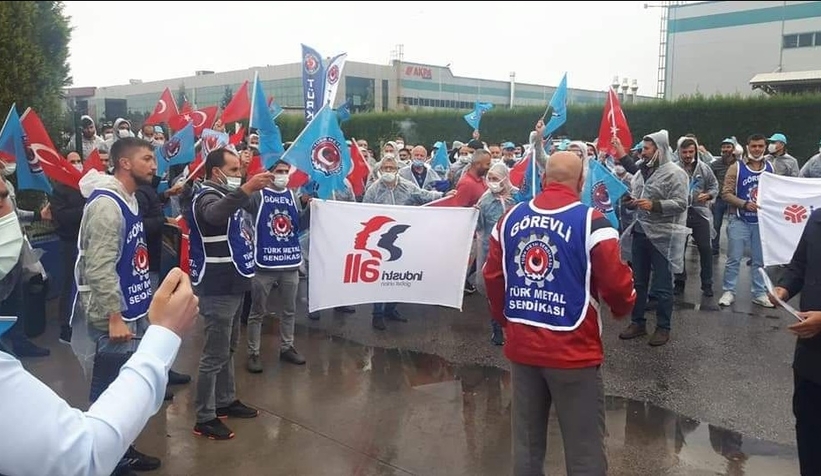 İşten çıkarılan işçiler eylem yaptı