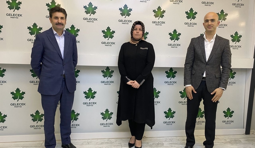 İstifalar sürüyor; Kadın Kolları Başkanı'da istifa etti