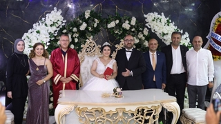 Kaan Oktar ve Gizem Uğur hayatlarını birleştirdi