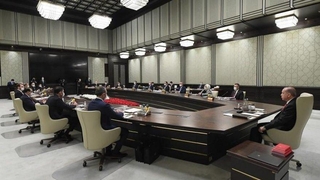 Kabine toplantısı ertelendi