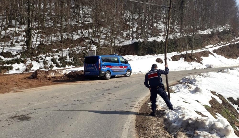 Kablo yerinden çıktı, sürücüler zor anlar yaşadı