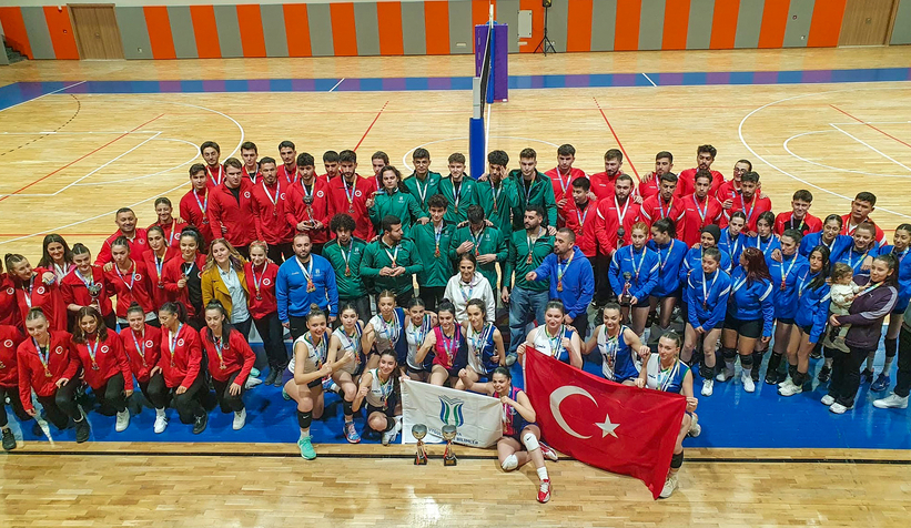 Kadın ve erkek voleybolda bölgesel lig şampiyonu SUBÜ