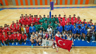 Kadın ve erkek voleybolda bölgesel lig şampiyonu SUBÜ