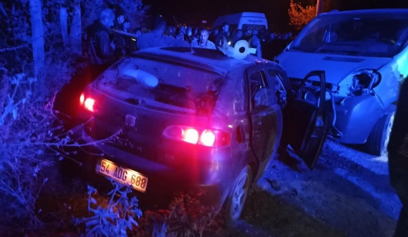 Kafa kafaya çarpıştılar: 6 yaralı