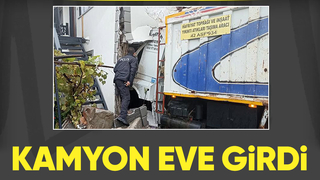 Kamyon eve daldı: 1 yaralı