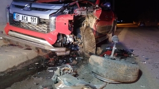 Kamyonet ile hafif ticari araç çarpıştı: 1 yaralı