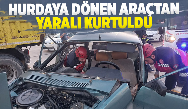 Kamyonla çarpışan otomobil bu hale geldi: 1 yaralı