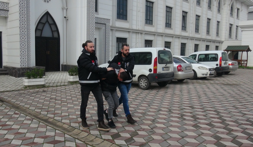 Kan donduran cinayetin sanığı hakim karşısında