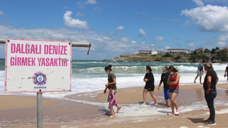 Kandıra'da denize girme yasağı 1 gün daha uzatıldı