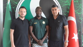 Kanianga Patrick Banza resmen Sakaryaspor'da