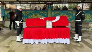 Kanlı saldırıda ölen emekli polis törenle toprağa verildi