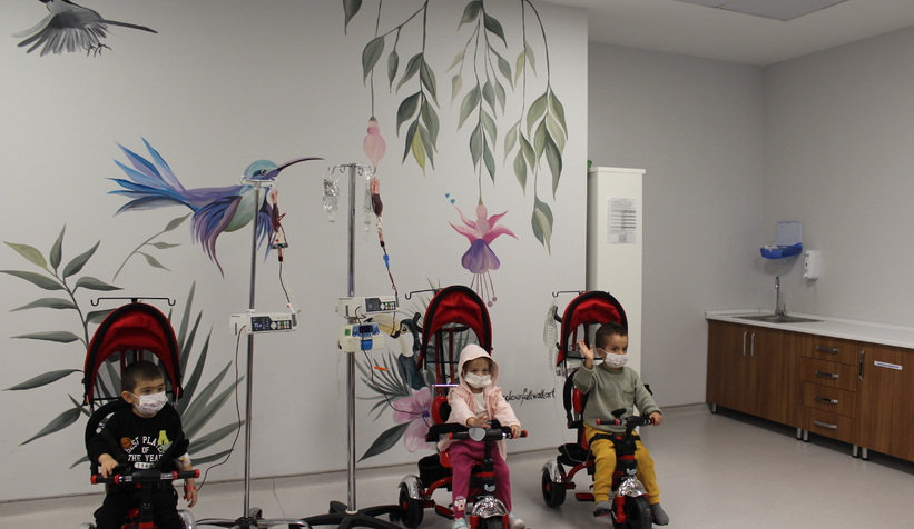 Kanser hastası minikler onkobisle gezecek