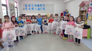 Kansere dikkat çekebilmek için öğretmen ve öğrencilere mektup