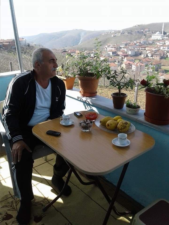 Kapıyı kırıp içeri girdiler, cesedini buldular