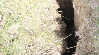 Kar, eridi 300 metrelik fay kırığı ortaya çıktı