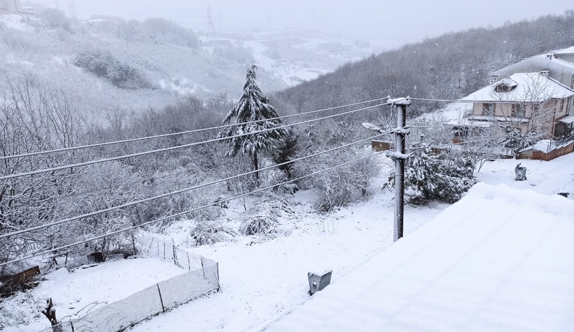 Kar geri döndü; Sakarya güne böyle uyandı