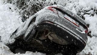 Kar kazası: 8 yaralı