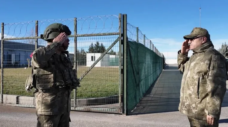 Kara Kuvvetleri Komutanılığı, Suriye sınırında