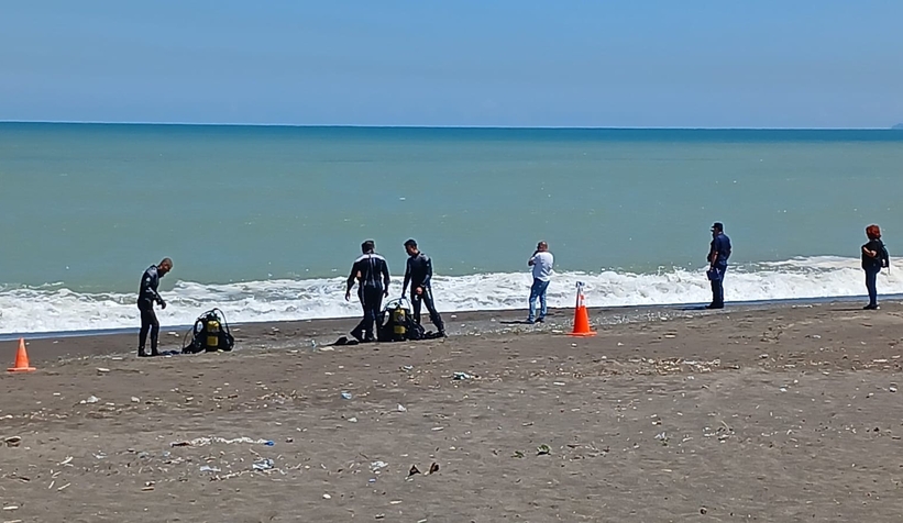 Karadeniz'e giren 16 yaşındaki çocuk kayboldu