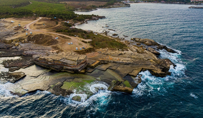 Karadeniz'in doğa harikası bölgesi, Pembe kayalıklar