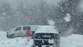 Karagöl Yaylası'nda mahsur kalanlar kurtarıldı