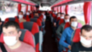 Karantinada olması gereken 2 kişi yolcu otobüsünden çıktı