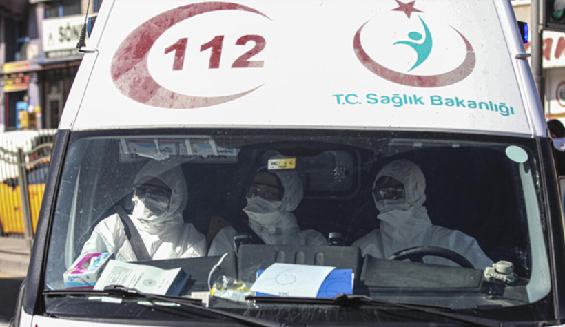 Karantinadan kaçtı, çarşıda gezerken yakalandı