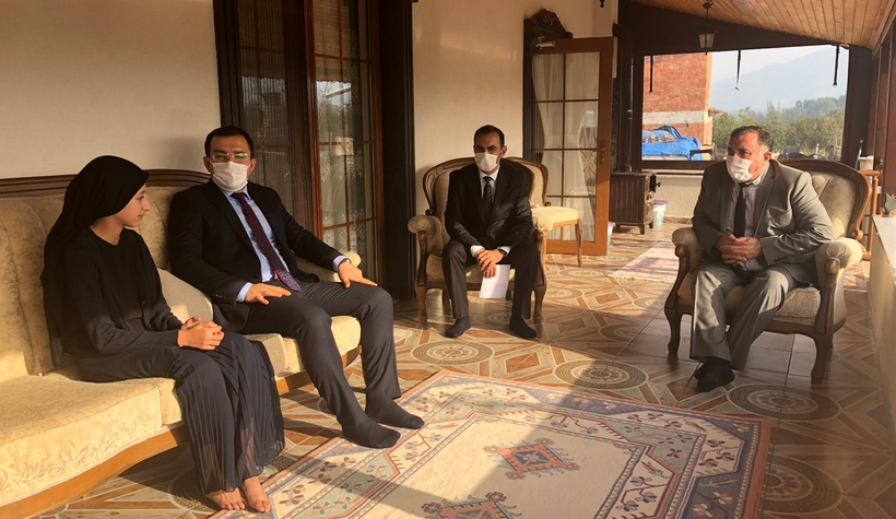 Karapürçek Kaymakamından sınavlara hazırlanan öğrencilere ziyaret