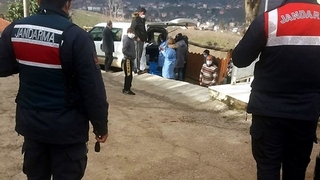 Karasu'da 10 ev daha karantinaya alındı