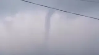 Karasu'da denizde hortum oluştu