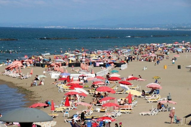 Karasu'da denize girmek yasaklandı