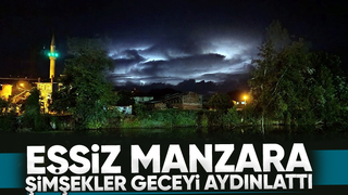 Karasu'da eşsiz şimşek fotoğrafları