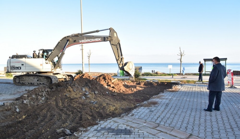 Karasu'da mega projede ilk kazma vuruldu