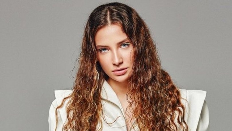 Karasu'da şok: Irmak Arıcı sahneden indirildi