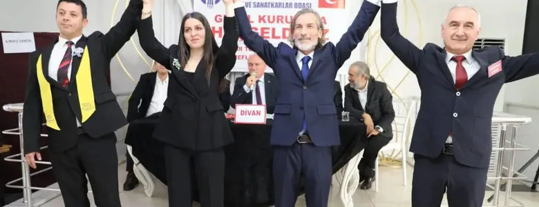 Karasu Esnaf Odası'nda Cihan Emre güven tazeledi