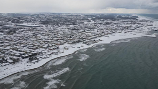 Karasu sahilinde kar güzelliği
