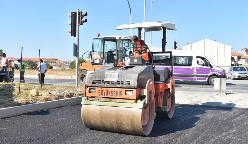 Karasu’da asfaltın ikinci etabı başladı