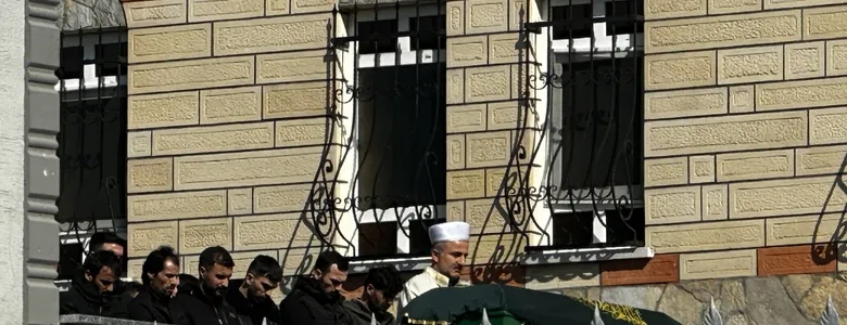 Kardeşlerden biri toprağa diğeri cezaevine gitti