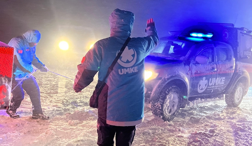 Kardüz Yaylası'nda mahsur kalan 17 kişi kurtarıldı