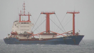 Kargo gemisi battı, 13 mürettebat kayıp