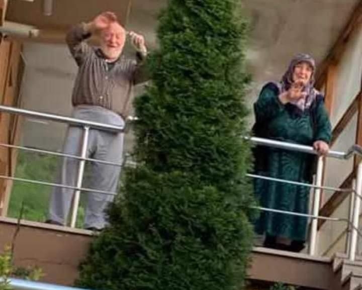 Karı-koca 20 gün arayla koronadan öldü