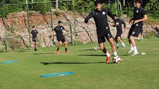 Kartepe'de kampa giren Sakaryaspor'da korona şoku