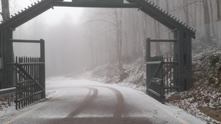 Kartepe'de yılın ilk kar yağışı başladı